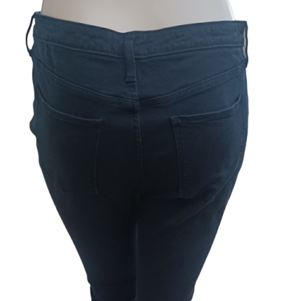 662511...Universal Thread Crop Jeans 16/33S, 11" Rise - Picture 3 of 5